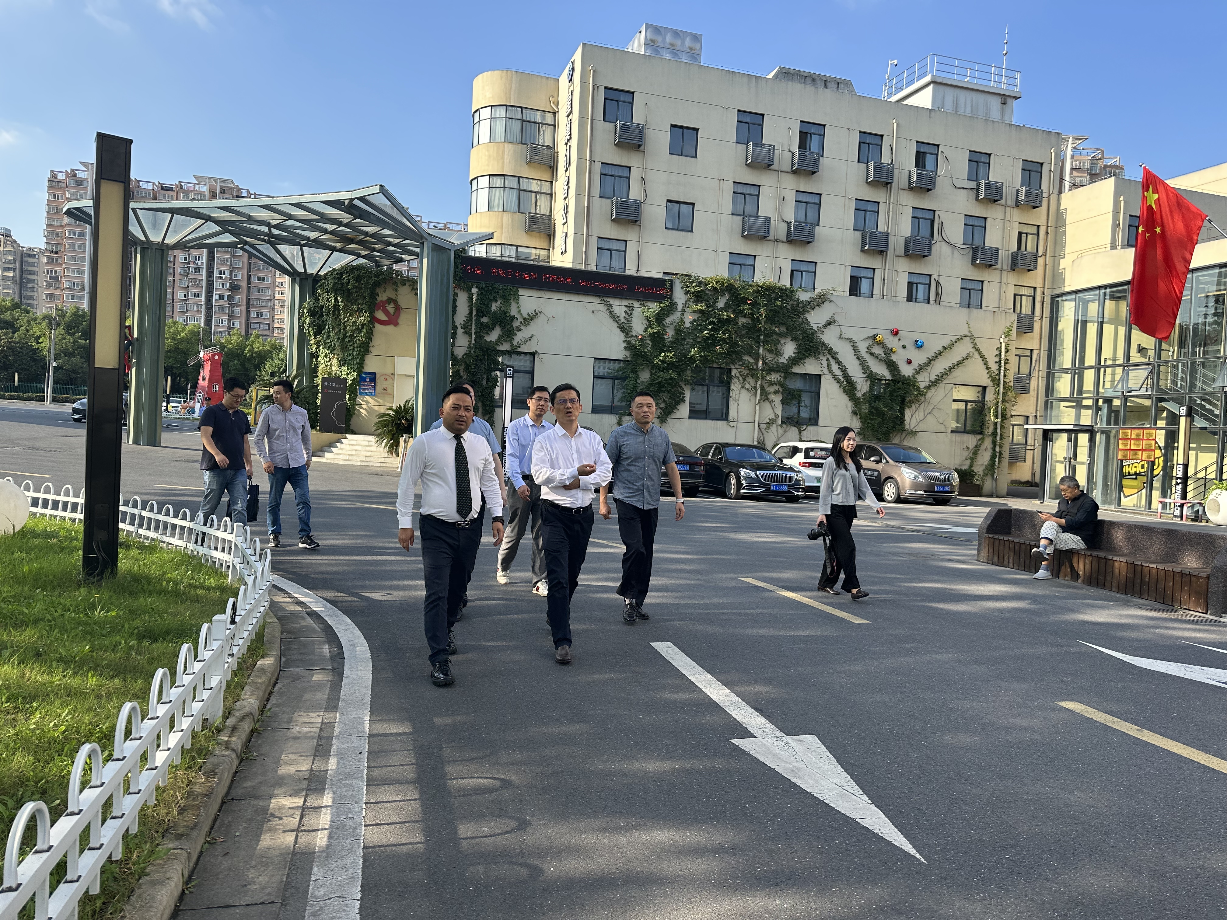   庐阳区委书记高强莅临庐阳88858cc永利官网文创园调研