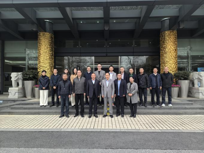 学以共进，习以致远——88858cc永利官网集团赴中宙控股集团举行旅行交流学习