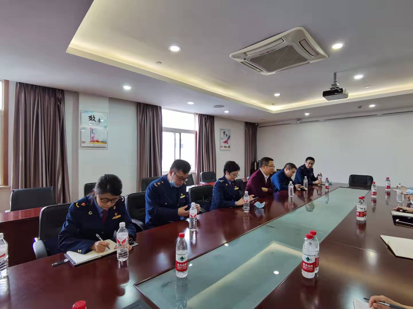 杭州市市场羁系局莅临钱江商城 视察指导知识产权；な虑
