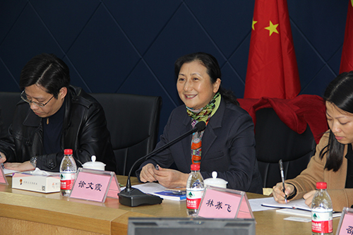 20171208市投资增进局党组副书记徐文霞莅临88858cc永利官网文创集团调研 (1).jpg