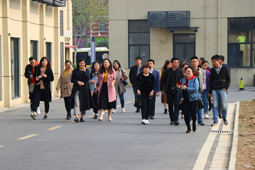 20190404合肥高新区长宁社区来庐阳88858cc永利官网文创园考察学习  (1).jpg