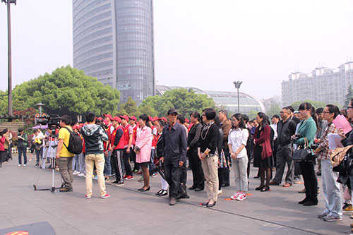 88858cc永利官网文创园党团代表加入“网淘”自愿者运动 (1).jpg