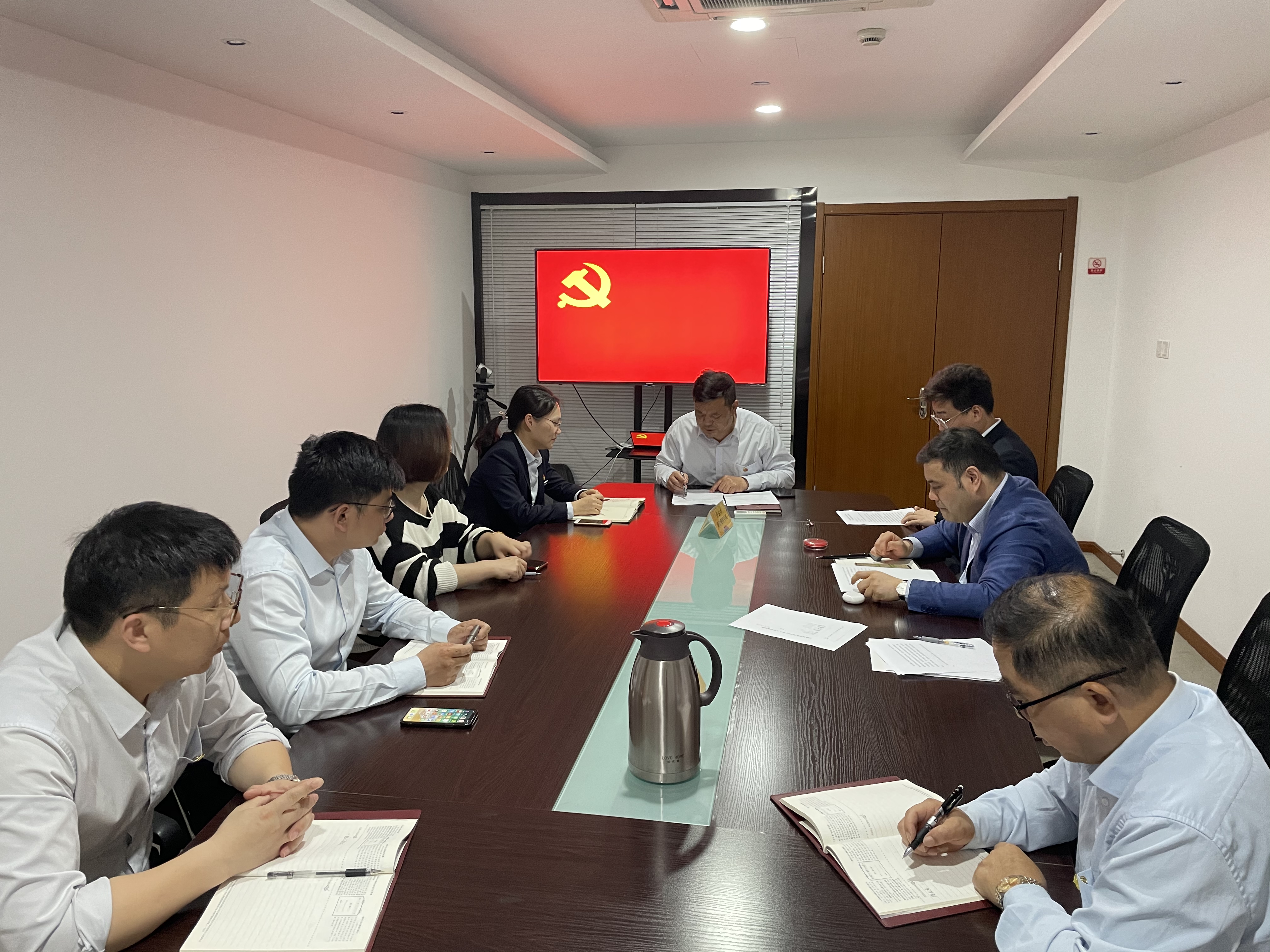 准备吸收.jpg