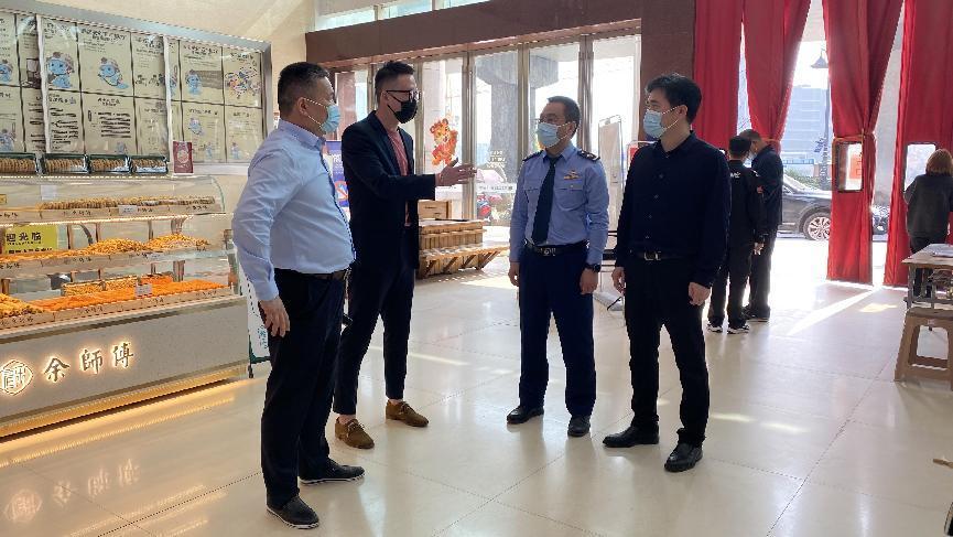 杭州市专业市场督查组到商城检查防疫事情